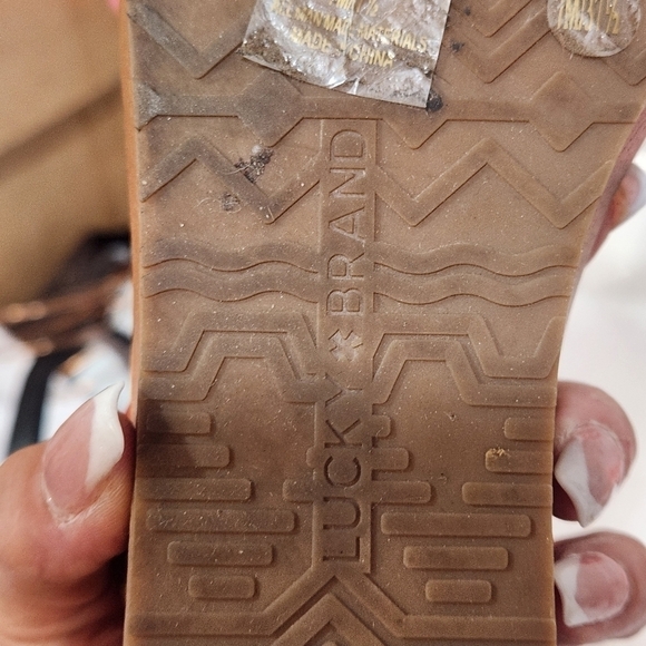 Lucky Brand Leather Cognac Strappy Sandals 7M - Picture 9 of 10